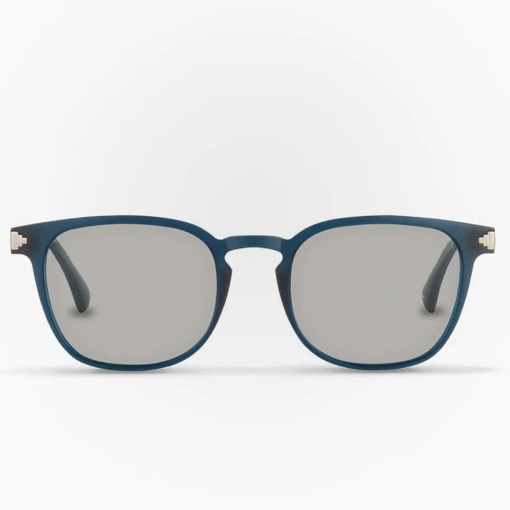 Karun by Shailene Woodley Sunglasses - Breeze (Dark Blue)